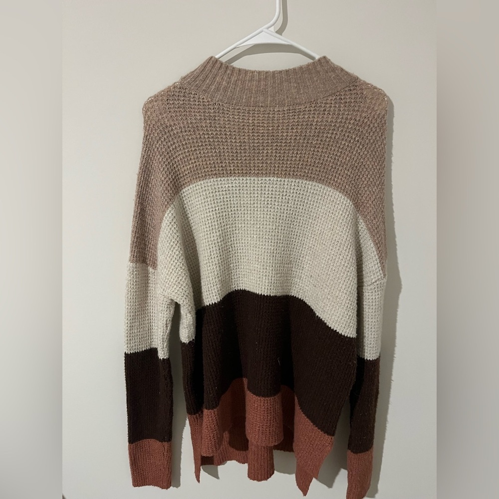 SO Colorblock Knit Sweater Women’s Size Large Cozy Crewneck Pullover